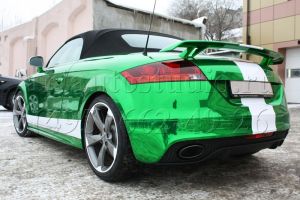 Audi TT RS оклейка зелёной хром плёнкой