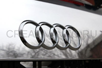 Audi TT     (--)