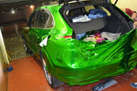 Porsche Cayenne стайлинг зелёной и чёрной зеркальными плёнками